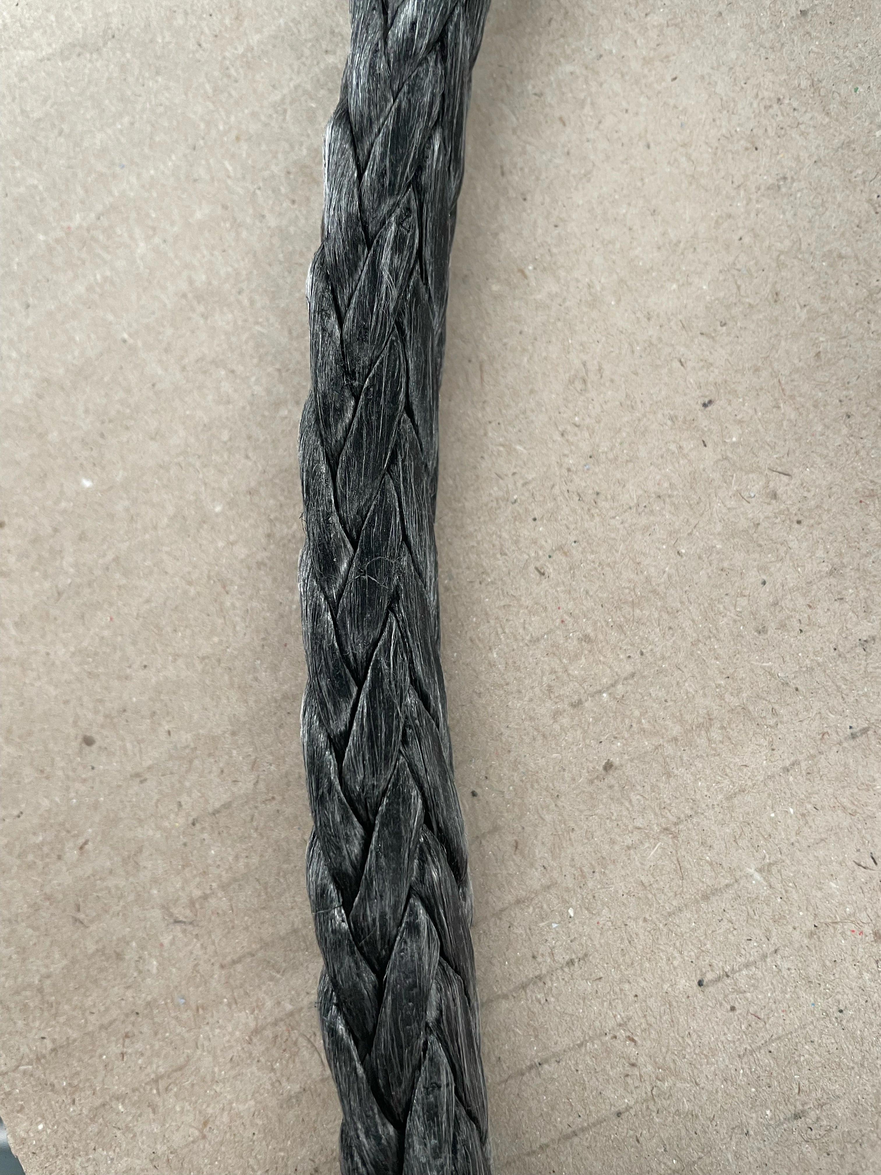Robuste 10mm Winchseil – Kraftvoller Grip für jede Herausforderung!